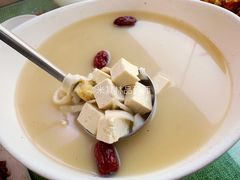 全贝豆腐汤-桃子餐厅·天津菜(红星路直营店)