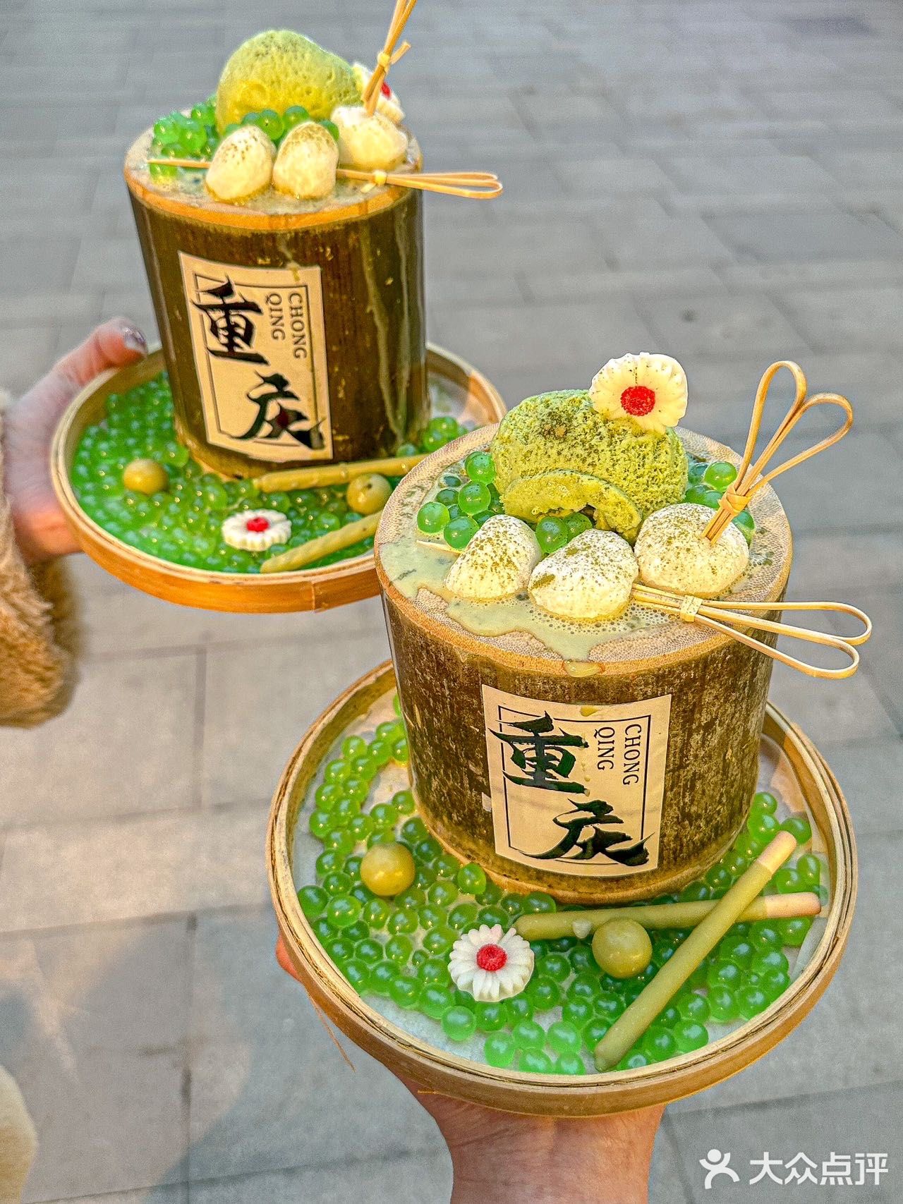 别问了！！在西安！！32种甜品免费吃[流泪]