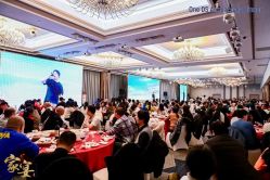 -曼格纳婚礼艺术中心(张江店)