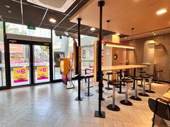 -麦当劳(轻轨曹杨路店)