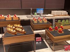-南京长江之舟华邑酒店·鲜艳自助餐厅