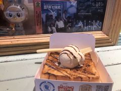 香草冰淇淋厚吐司-阿信厚吐司(曾厝垵店)