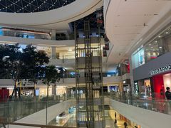 -LuOne凯德晶萃广场(徐家汇路店)