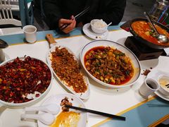 老巷子肥肠鸡-付掌柜在成都·热炒砂锅集(金禾店)