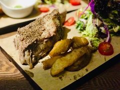 牛肋骨-The Cheebat 锌吧·Bistro(体育西店)