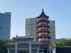 -绳金塔