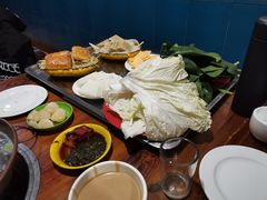 涮菜-洞庭洲·防空洞火锅·烧烤·铜锅涮肉(新百广场店)