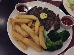 -WOLFGANG PUCK KITCHEN & BAR(迪士尼小镇店)
