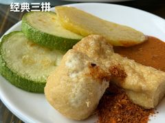-七彩云南古滇温泉山庄