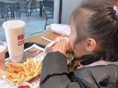 -The Habit Burger Grill 哈比特汉堡(爱琴海店)