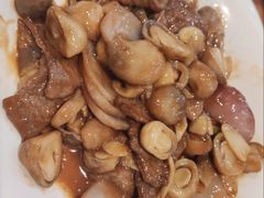 蚝油鲜菇牛肉饭-新世界餐厅(万达店)