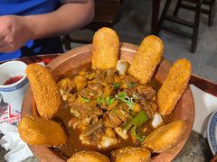 地锅小公鸡-南京大牌档(人民广场店)