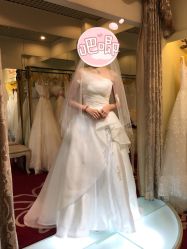葛澜婚纱礼服专业定制(北京店)-全城热恋璀璨婚纱摄影(国贸总店)