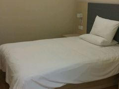 -汉庭(深圳宝安客运站地铁站店)