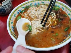 -金杨拉面王小吃面馆·牛三宝面·红烧牛肉粉