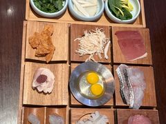 -银米·云南传统过桥米线(双廊黑金冠店)