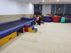 -爱威盛亲子俱乐部·纽约国际早托中心
