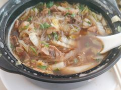 -闫家驴肉老店(华电一校店)