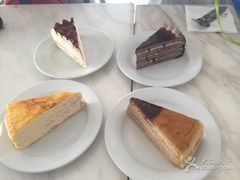 -Nadeje(Plaza Mahkota)