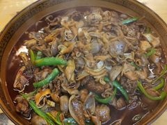 -一品红烧鸭特色川菜(三岔湖店)