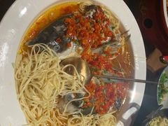 老坛剁椒蒸鲜活鱼头-老湘村·湖南土菜(天河维多利店)