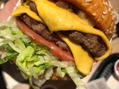 -The Habit Burger Grill 哈比特汉堡(复兴soho店)