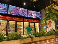 -钢管厂五区小郡肝串串香(蜀都万达店)
