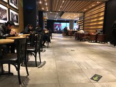 大堂-星巴克臻选(郑州国贸360广场店)