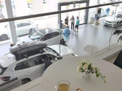 -北京中升宝辉宝马4S店