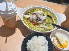 -阿香米线(宁波来福士广场店)