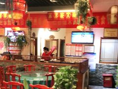 大堂-百味地锅鸡(财校分店)