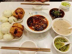 -李与白包子铺(桐梓林店)