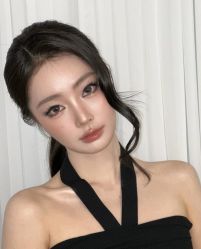 -明天见·化妆造型工作室