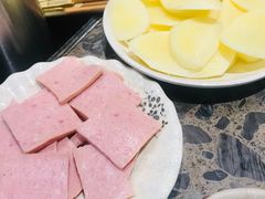 -肖肖酸萝卜鱼火锅(总店)