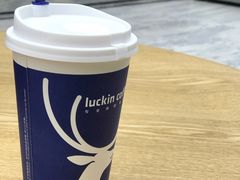 -瑞幸咖啡(华东理工大学商学院店)