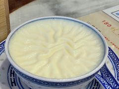 -广信牛奶甜品世家(台东店)