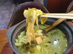 -周鱼小馆石锅酸菜鱼(活力汇店)