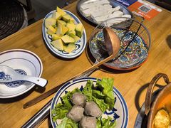 -洱火云南酸菜牛肉火锅(石景山当代商城店)