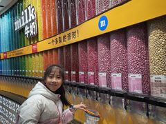 -m豆巧克力世界(上海世茂广场店)