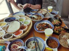 -包整·丝娃娃(一览甲秀楼风景店)