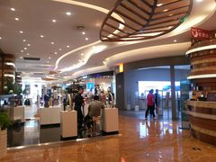 -王府井百货熙地港店