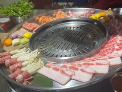 -哈哈碳都·牛肋条无限自助烤肉(宝龙店)