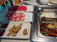 -海底捞火锅鲜切牛肉主题店(长寿路店)