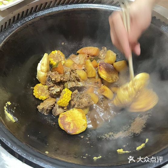 翠花火炕铁锅炖鱼(黄骅店)