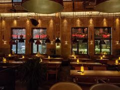 -FOUR PLAY BAR