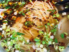 -Mlamber麦泊尔兰州牛肉面
