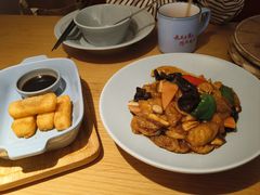 -蜜桃餐厅·伴山(绿宝广场店)