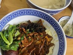 -沪西老弄堂面馆(定西路店)