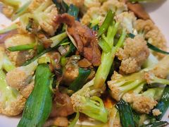 -关东小磨东北菜(上海长风大悦城店)