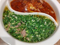 鸳鸯水煮牛肉-成都吃客(九眼桥店)